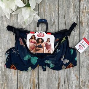 Women’s Parade Mesh Underwire Bra and Thong Set Size XS